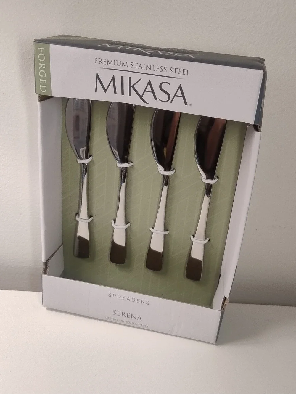Mikasa Serena Stainless Steel Spreaders - Polished Silver Finish (Set of 4)